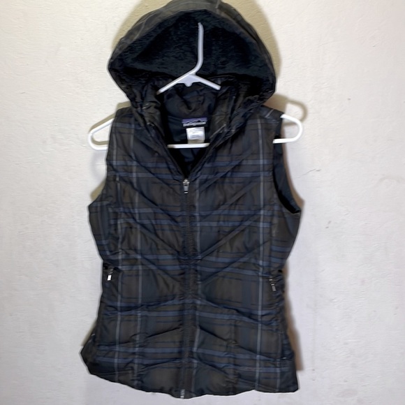 Patagonia Women's Down With It Vest Color Rosa/Dark Walnut Size Small - Picture 2 of 9